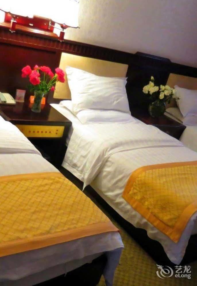 Landmark Hotel Kunming Kültér fotó