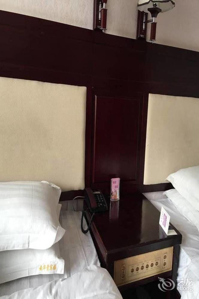 Landmark Hotel Kunming Kültér fotó